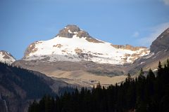 20 Unnamed Peak In Valley Of A Thousand Falls From Berg Lake Trail Between Whitehorn Camp And Kinney Lake.jpg